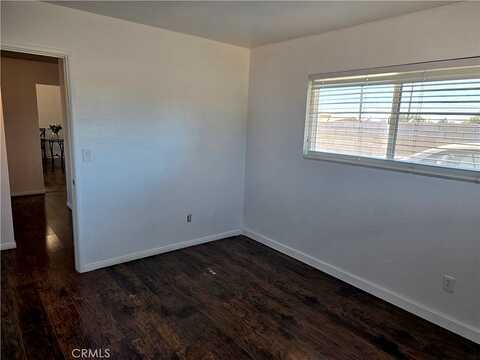 Walnut, HESPERIA, CA 92345