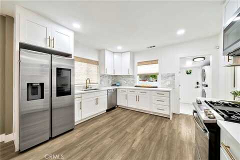 3Rd, SANTA ANA, CA 92703