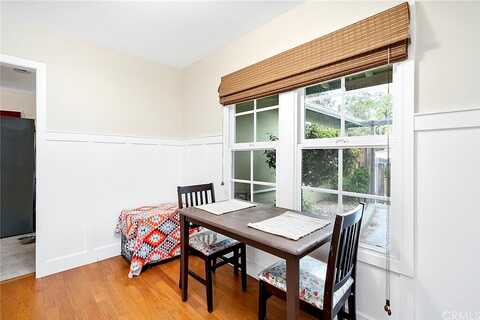 Oak, PASO ROBLES, CA 93446