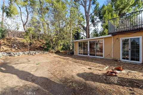 Lahey, PORTER RANCH, CA 91326