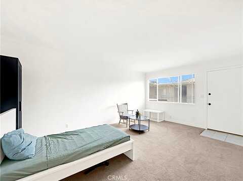 S Shelton Street, Burbank, CA 91506
