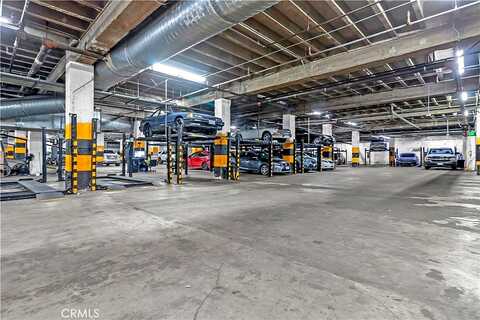 W 5Th Street, Los Angeles, CA 90013