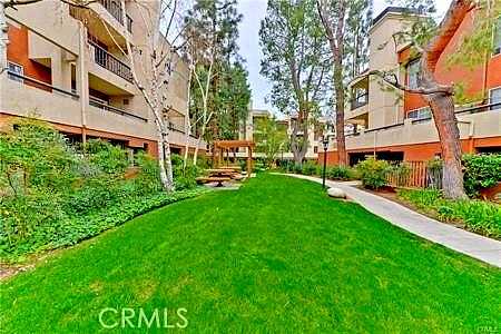 Burbank Boulevard, Woodland Hills, CA 91367