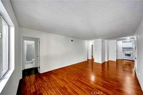 Collins Street, Tarzana, CA 91356