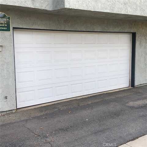 Brentwood Circle, Corona, CA 92882