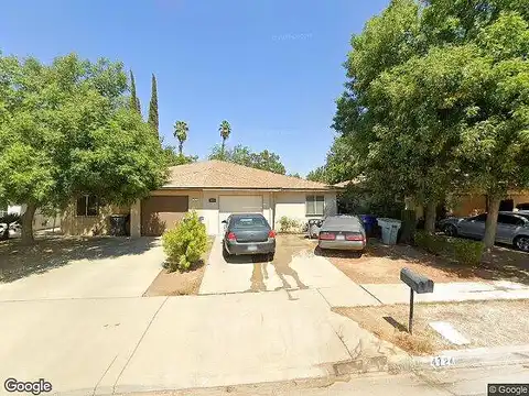 Ashlan, FRESNO, CA 93722
