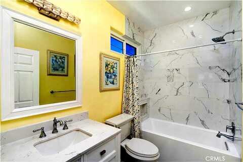Colfax Avenue, Studio City, CA 91604