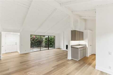 Miramonte Circle E, Palm Springs, CA 92264