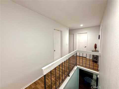 Larwin Avenue, Chatsworth, CA 91311