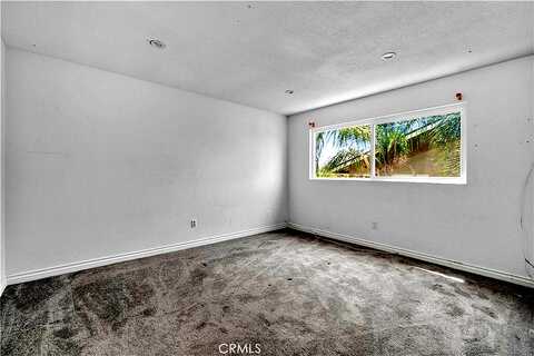 Gladstone Street, Pomona, CA 91767