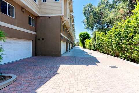 N Fair Oaks Avenue, Pasadena, CA 91103