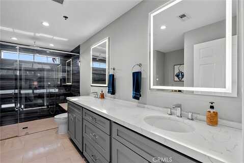 Blix Street, Toluca Lake, CA 91602