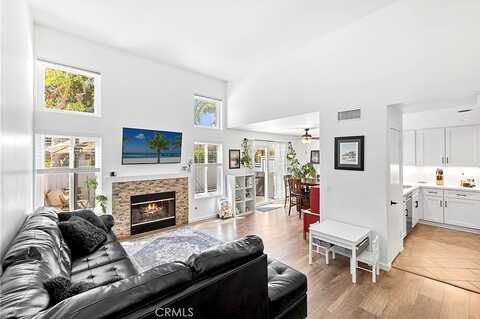 Poppy, MISSION VIEJO, CA 92692