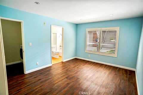 Peach Grove Street, North Hollywood, CA 91601
