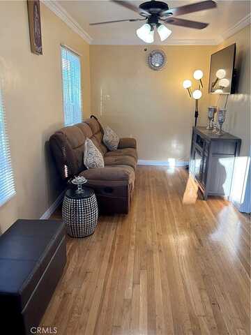 Paseo, PARAMOUNT, CA 90723