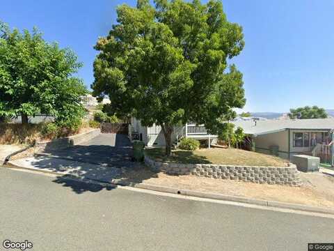 Walnut, LAKEPORT, CA 95453