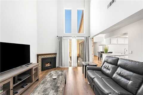 32Nd Street W, Lancaster, CA 93536