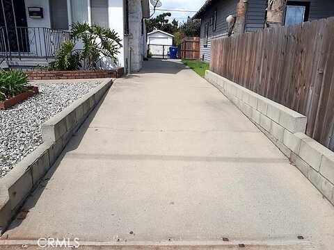64Th, LOS ANGELES, CA 90003