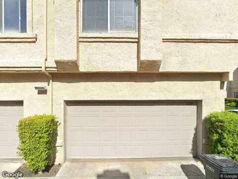 Jasmines, LAKE FOREST, CA 92630