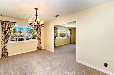 Shoshonee, APPLE VALLEY, CA 92307