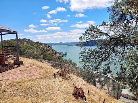 Carter Lane, Clearlake, CA 95422