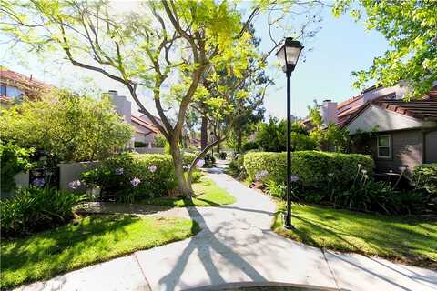 Via Colinas, WESTLAKE VILLAGE, CA 91362