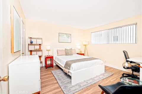 Whitsett Avenue, North Hollywood, CA 91606