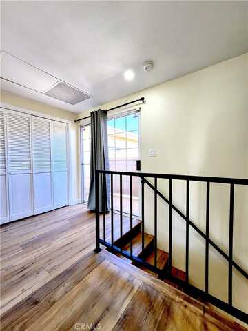 Vantage Avenue, Valley Village, CA 91607