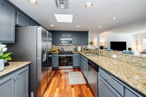 Whitsett Avenue, Valley Village, CA 91607