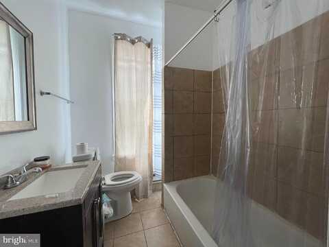 Poplar, PHILADELPHIA, PA 19104