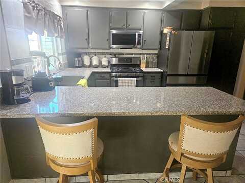 Todd, MORENO VALLEY, CA 92553