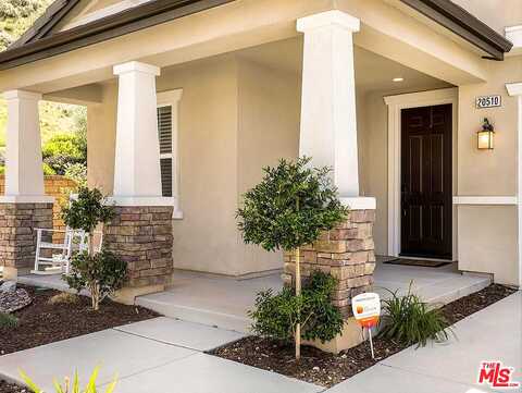 Chaz, SANTA CLARITA, CA 91350