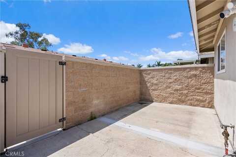 Claremont, HUNTINGTON BEACH, CA 92646