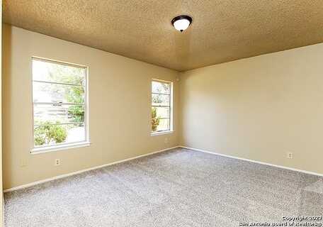 Granada, UNIVERSAL CITY, TX 78148