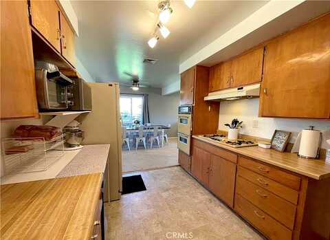 Bayless, MORENO VALLEY, CA 92557