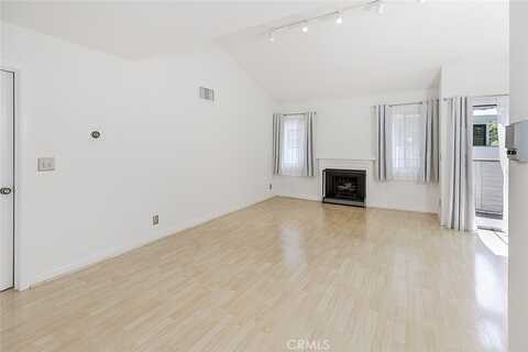 Sunland Boulevard, Sunland, CA 91040