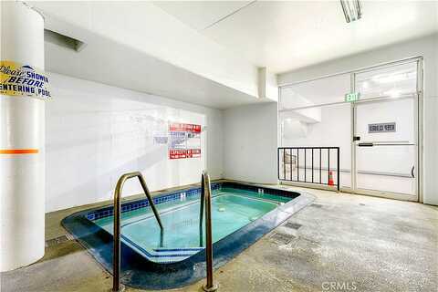 N Kings Road, West Hollywood, CA 90069