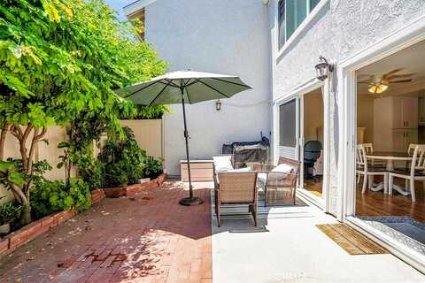 Sparrow Hill, LAGUNA HILLS, CA 92653