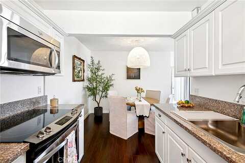 Voorhees Avenue, Redondo Beach, CA 90278