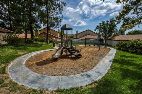 Banyan Place, Saugus, CA 91390