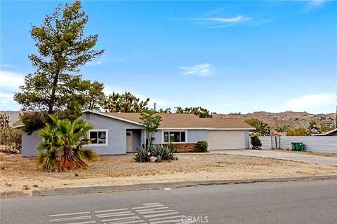 Airway, YUCCA VALLEY, CA 92284