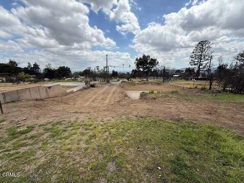 Las Flores, ALTADENA, CA 91001