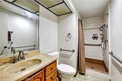 Canyon Crest Drive, Riverside, CA 92507
