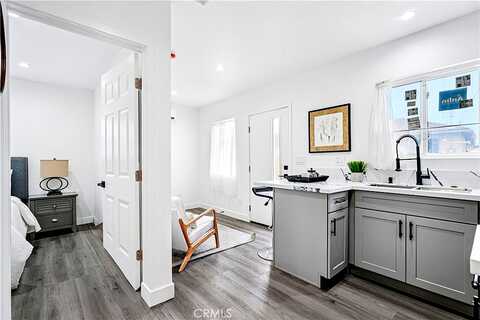 Hillford, COMPTON, CA 90220