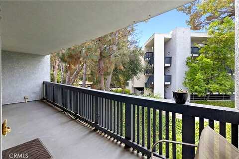 W Estates Lane, Rolling Hills Estates, CA 90274