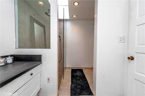 E 19Th Street, Signal Hill, CA 90755