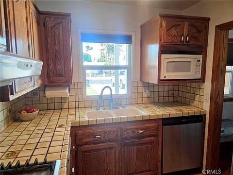 Bassett, WINNETKA, CA 91306