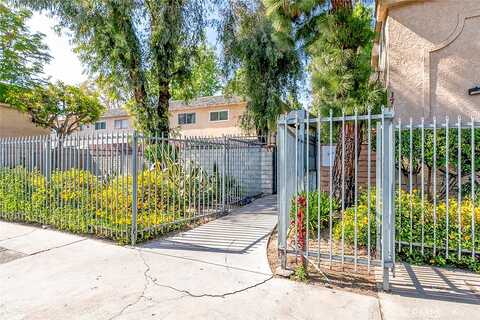 Roscoe Boulevard, Northridge, CA 91325