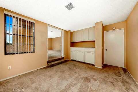 W Avenue L, Lancaster, CA 93534