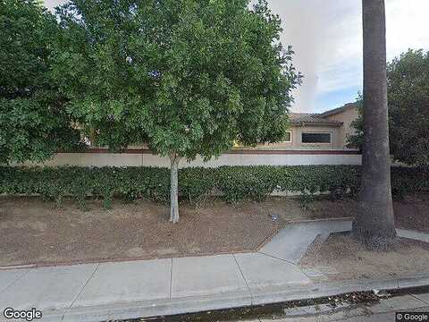 Avenida Pescador, RIVERSIDE, CA 92503